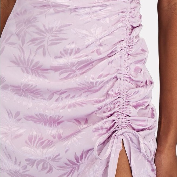 SAYLOR Lavender 
Gardenia Ruched Jacquard Midi Dress - Picture 4 of 7